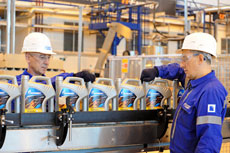 Компания «Газпромнефть – смазочные материалы» внедрила уникальную систему проверки подлинности продукции