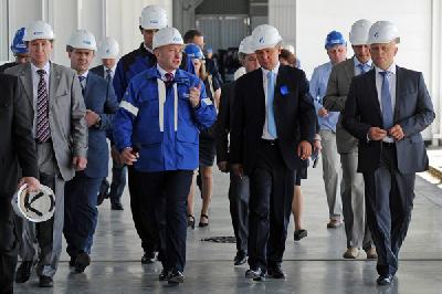 "Газпром нефть" ввела в эксплуатацию на ОНПЗ установку гидроочистки бензинов каткрекинга и комплекс по производству фасованных масел