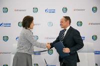 Правительство Ханты-Мансийского автономного округа – Югры и «Газпром нефть» подписали соглашение о сотрудничестве в рамках программы импортозамещения